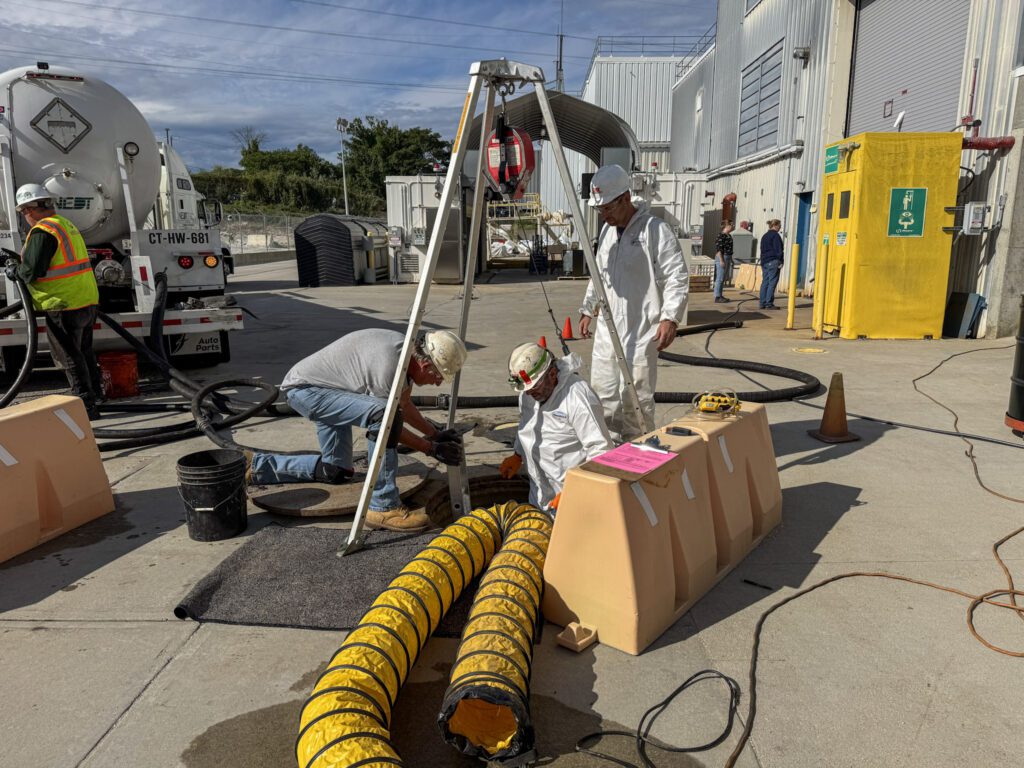 Confined space entry safety - CSI performing a tank inspection at Westinghouse in New Hampshire
